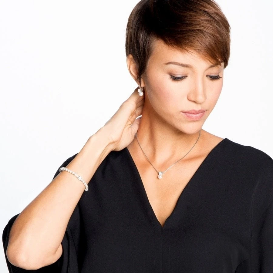 Meridian Petite Pearl Leverback Earrings 6 Meridian Petite Pearl Leverback Earrings - Image 4