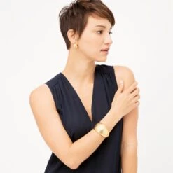 Versailles Collonade Hinged Bangle -Jewelry&Accessories Sales versailles collonade hinged bangle brushed gold 3